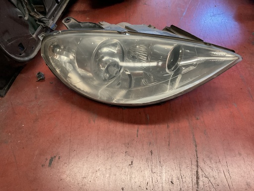 Faro derecho peugeot 807