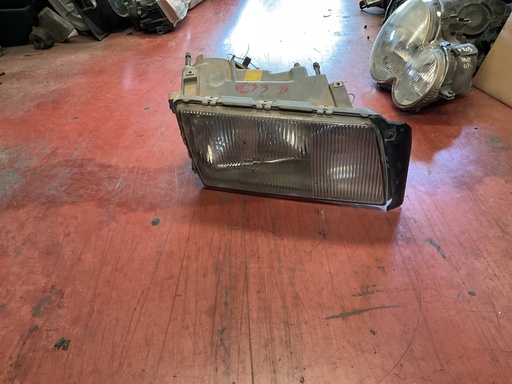 Faro derecho mercedes clase s w126