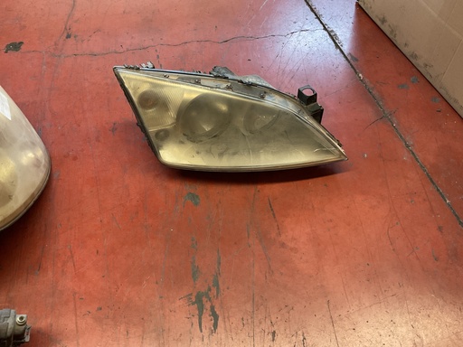 Faro derecho Ford Mondeo