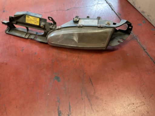 Faro derecho Ford Mondeo 1994
