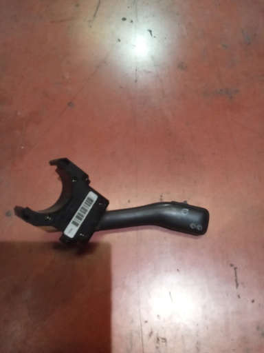 [SIN REFERENCIA] Mando de limpiaparabrisas audi a3 '00
