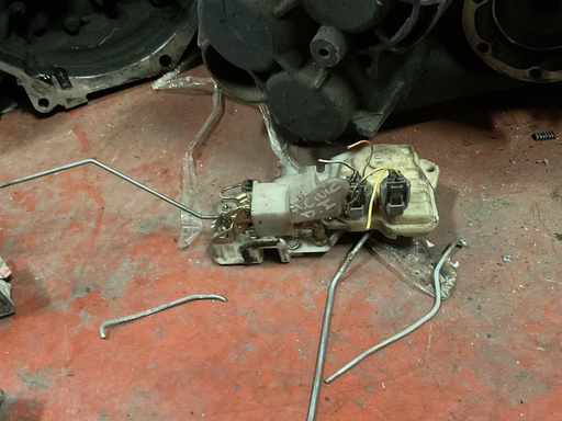 [Sin referencia] Cerrdura delantera izquierda honda civic ‘04