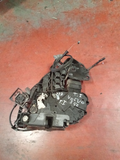 Cerradura trasera izquierda Volvo s40 '06
