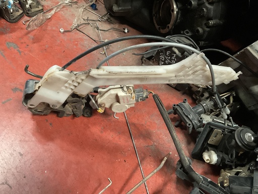 [Sin referencia] Cerradura trasera izquierda hyundai elantra ‘02