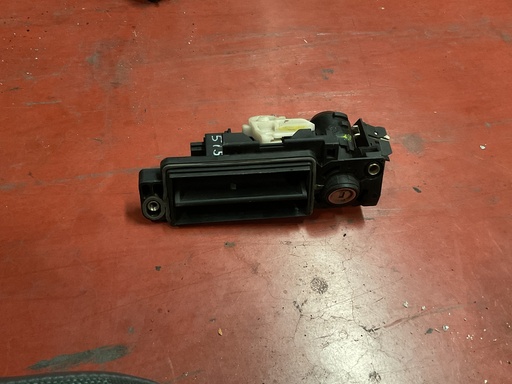 [Sin referencia] Cerradura maletero mercedes W203 ‘02
