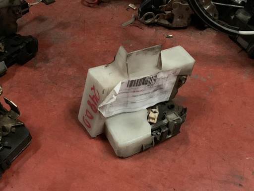 [Sin referencia] Cerradura delantera derecha renault megane I ‘98