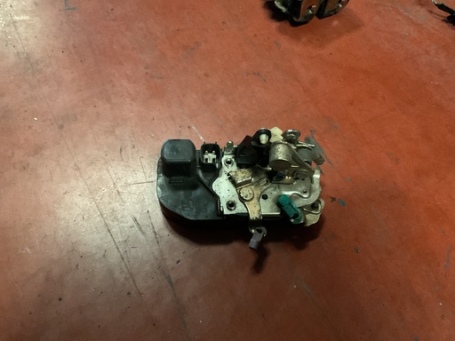 [sin referencia] Cerradura delantera derecha chrysler voyager ‘04