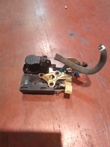 Cerradura trasera derecha Chevrolet lacetti '05