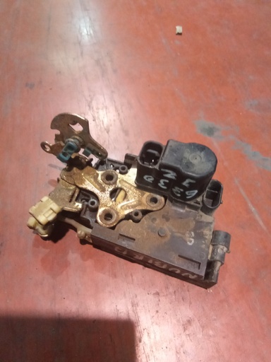 Cerradura delantera izquierda Chevrolet Nubira '04