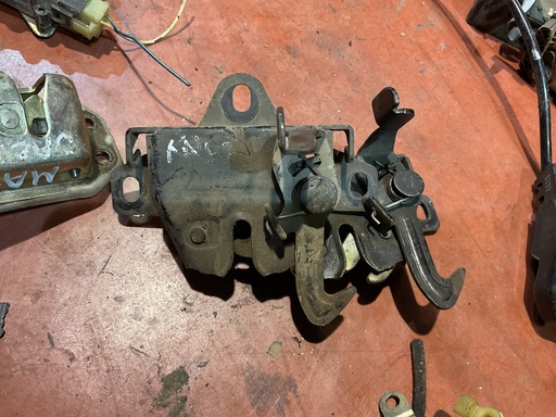 [Sin referencia] Cerradura maletero daewoo kalos ‘04