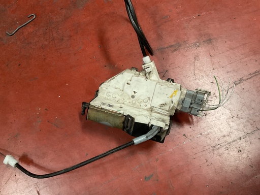 [Sin referencia] Cerradura delantera derecha fiat scudo ‘06