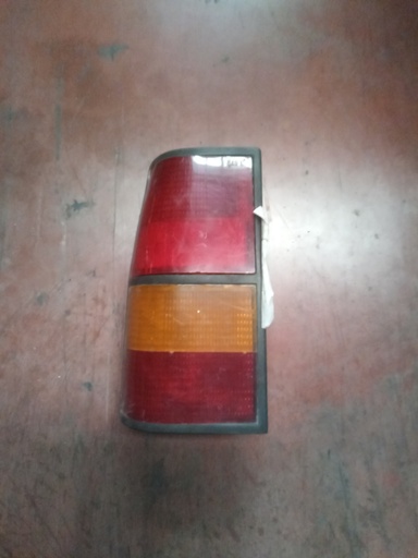 Piloto izquierdo Opel Corsa '92