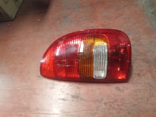 Piloto derecho Opel Corsa '94