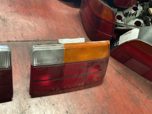 [Sin referencia en] Piloto derecho seat malaga ‘98