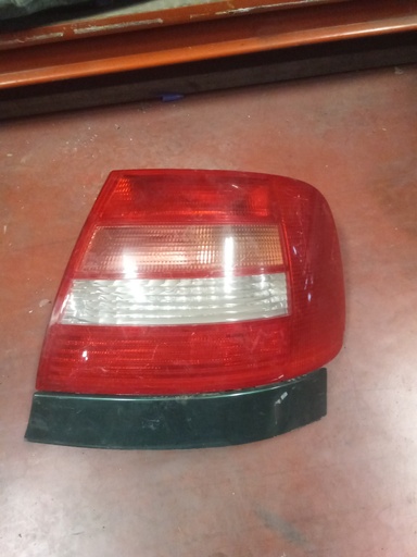 Piloto derecho Audi A4 '00