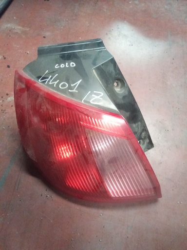 Piloto izquierdo Mitsubishi colt '05