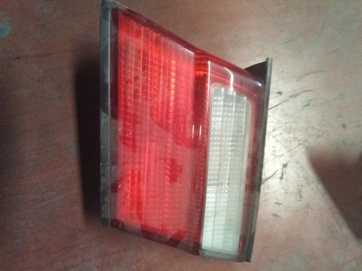 Piloto derecho interior Nissan Almera '00