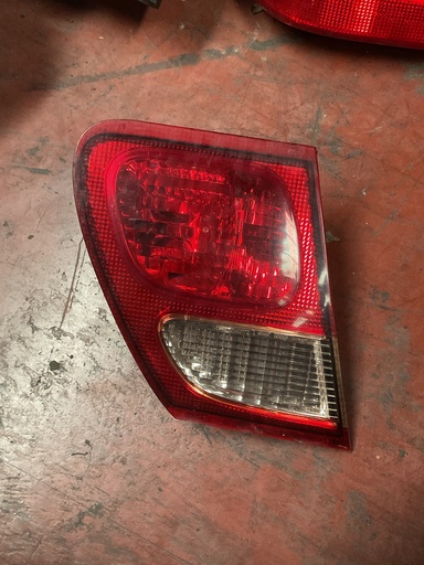 [Sin referencia] Piloto derecho interior nissan almera 4p ‘04