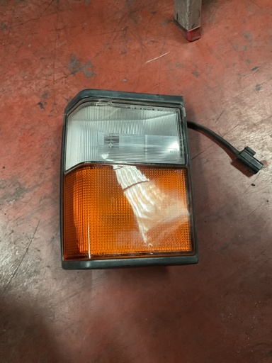 [Sin referencia] Piloto delantero izquierdo land rover range rover ‘90