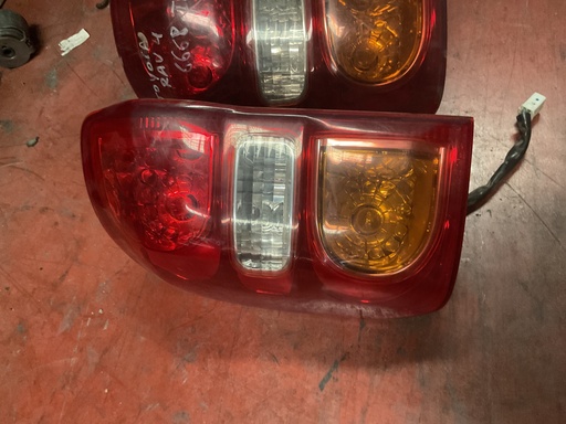 [Sin referencia] Piloto izquierdo toyota rav4 ‘00