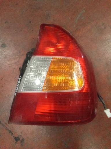 Piloto derecho Hyundai accent '00