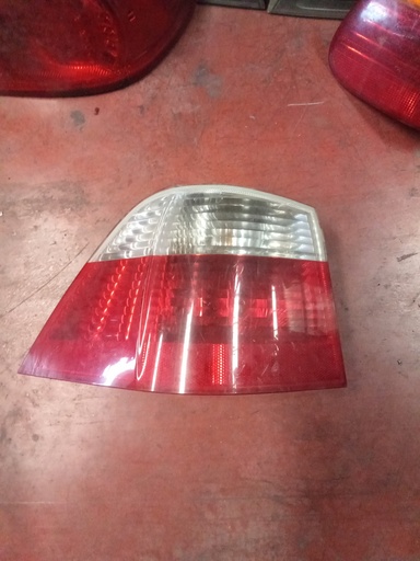 Piloto izquierdo BMW serie 5 e61 '05