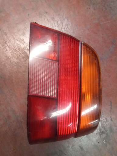 Piloto derecho BMW serie 5 E39 '03