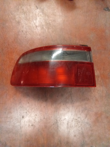 Piloto izquierdo honda Accord '01