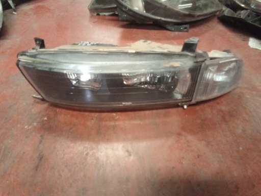 faro izquierdo Mitsubishi galant '97