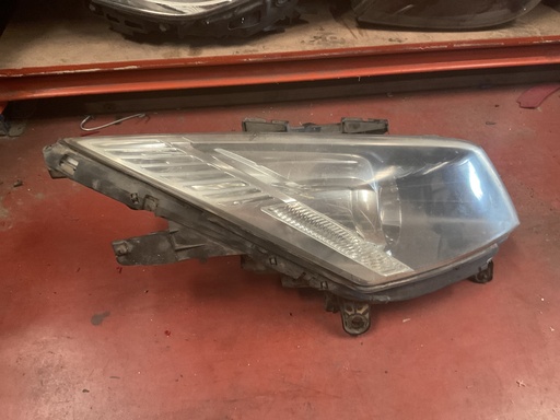 [Sin referencia] Faro xenon derecho citroen C6 ‘07