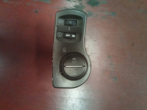 [sin referencia] Mando de luces antiniebla lancia thesis '05