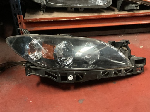 [Sin referencia] Faro derecho mazda 3 ‘04