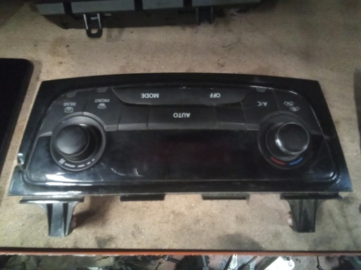 Mando climatizador Suzuki Vitara '14