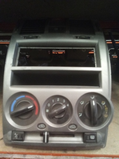 Mando aire acondicionado Hyundai getz '03