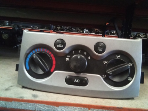 Mando aire acondicionado Daewoo kalos '04