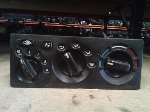 Mando aire acondicionado Daewoo nexia '95