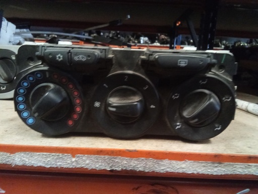 Mando aire acondicionado Opel corsa '16