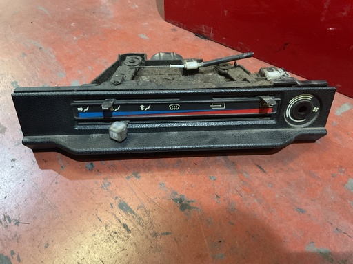 [Sin referencia] Mando climatizador citroen c25 ‘98