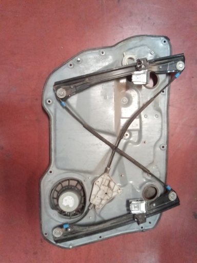 Elevalunas delantero derecho seat Ibiza '04