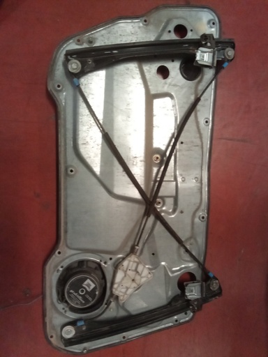 Elevalunas delantero derecho 3p seat Ibiza '04