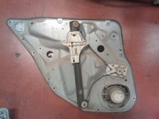 Elevalunas trasero derecho manual seat Ibiza '04