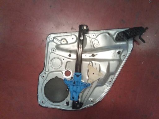 Elevalunas trasero izquierdo Volkswagen Bora '01