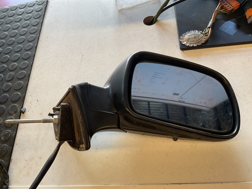 [Sin referencia] Retrovisor derecho peugeot 407 ‘04