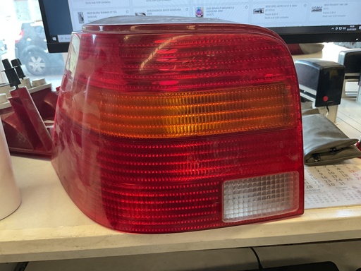 [Sin referencia] Piloto izquierdo volkswagen golf IV ‘97