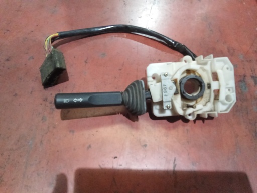 [SIN REFERENCIA] Mando de intermitentes opel monterey '93