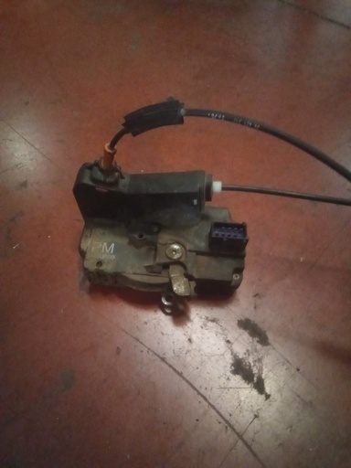 Elevalunas delantero izquierdo Opel Corsa c '04