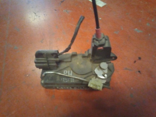 Cerradura trasera derecha Opel Astra h '08