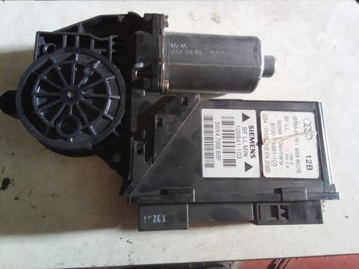 [8E1959802B] Motor elevalunas delantero derecho audi a4 '00