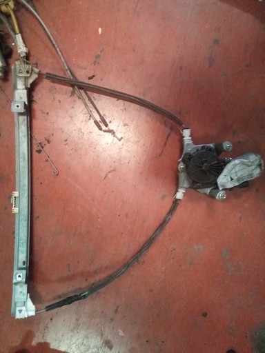 Elevalunas delantero izquierdo 3p  Renault Clio II '03