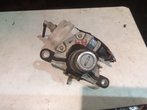 [8d0862055] Cerradura maletero audi a4 '95